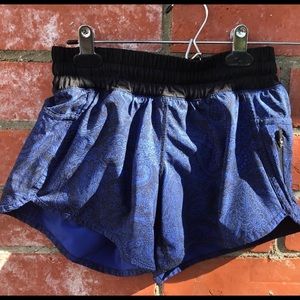 Lululemon tracker running shorts